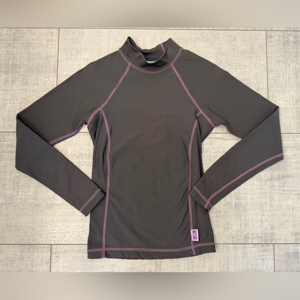 Women’s Fleece-Lined Thermo Rash Guard for Cold Water Size Gray & Pink Small